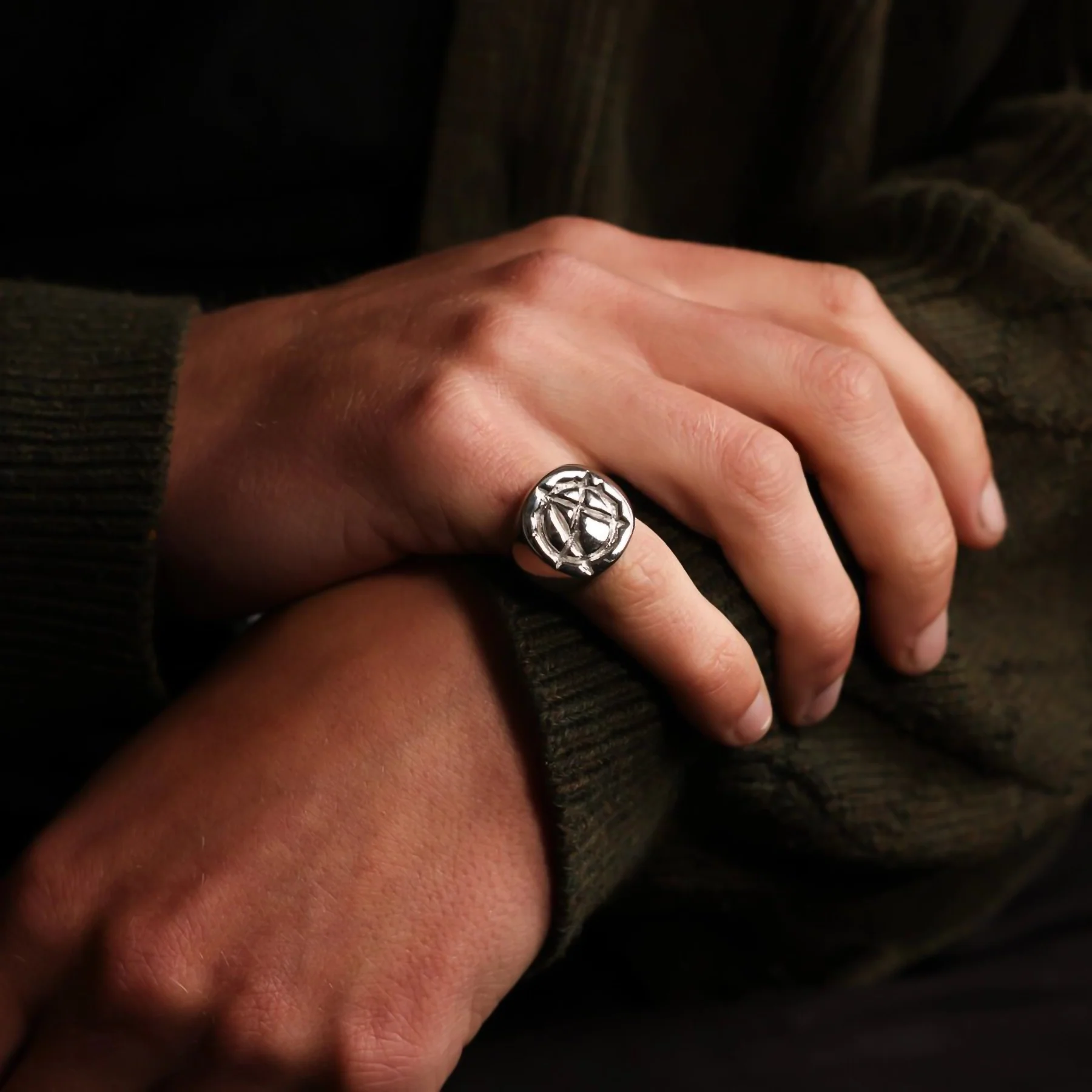 ANARCHY SIGNET RING - Image 3