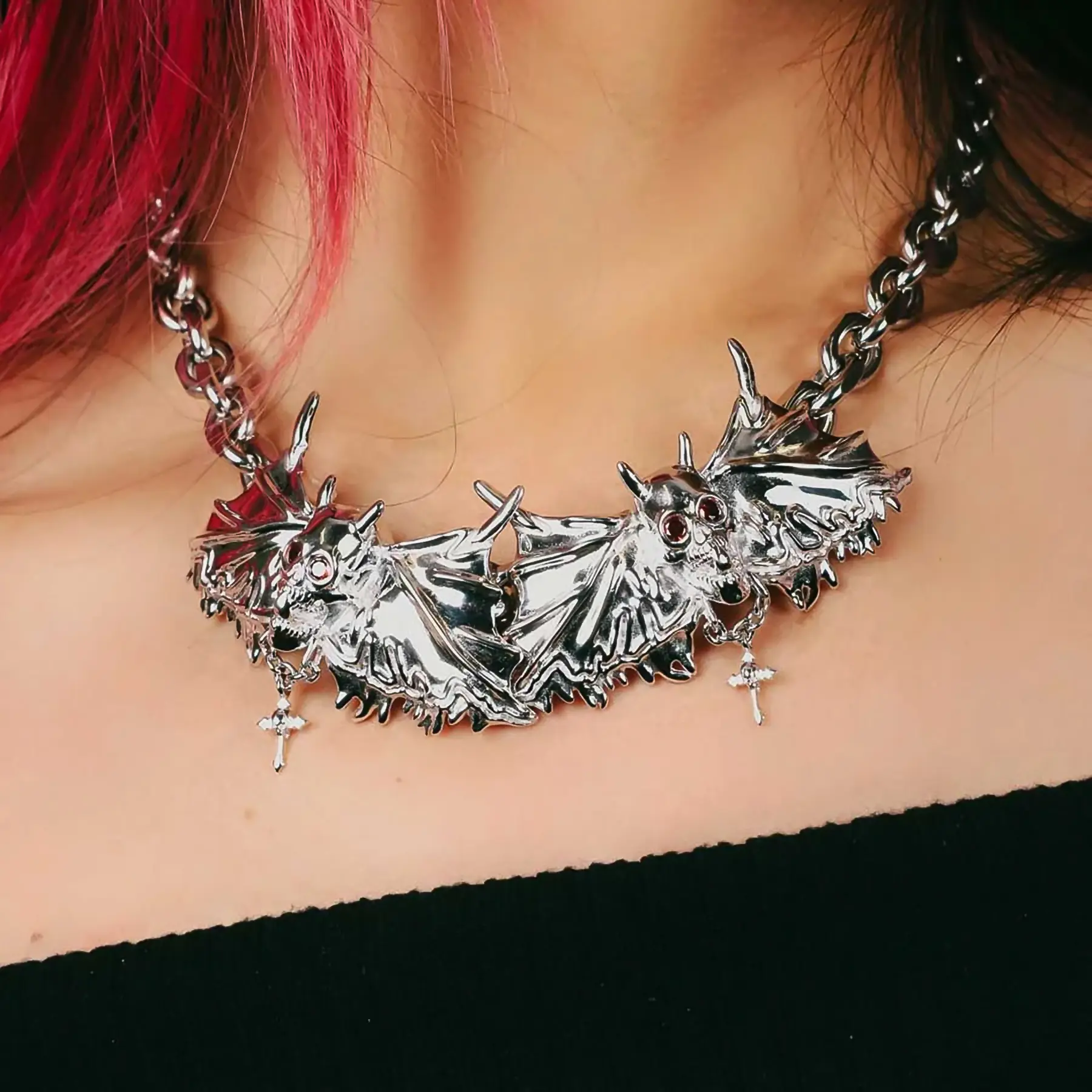 DAISY THE DAYSTALKER PENDANT - Image 6