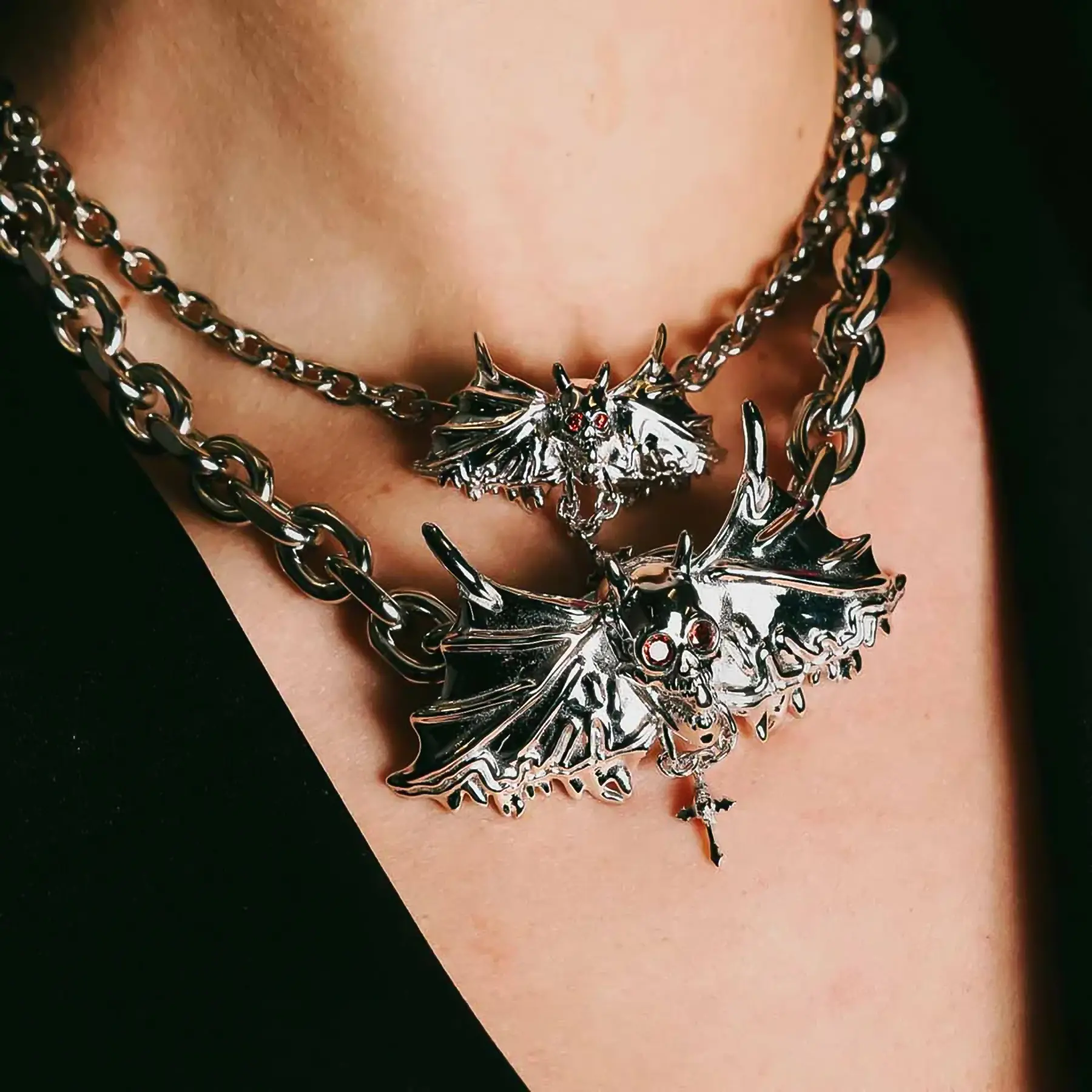 DAISY THE DAYSTALKER PENDANT - Image 9