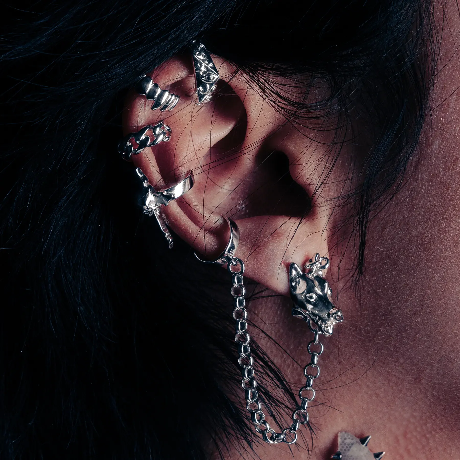 HELLHOUND EARRING + CUFF - Image 3