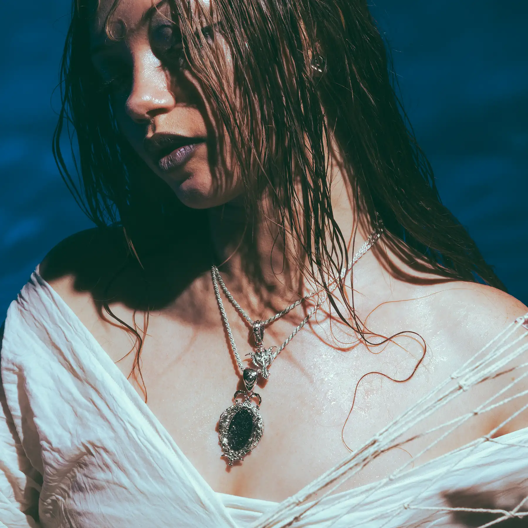 MIRROR PENDANT - Image 6