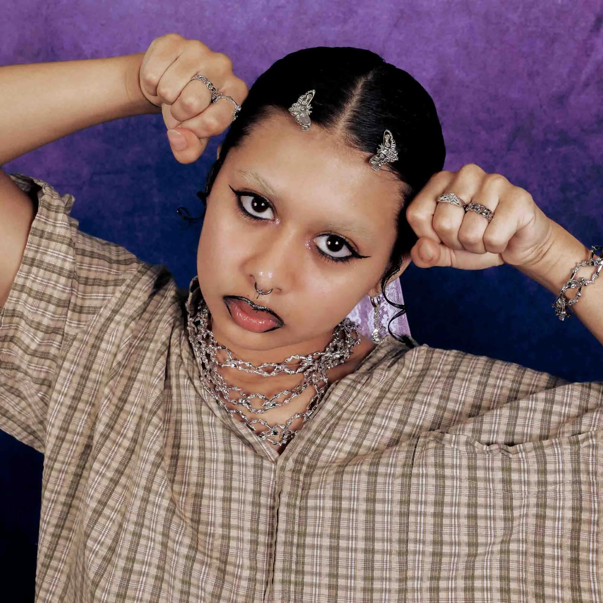 MOTH HAIR CLIP - Image 8