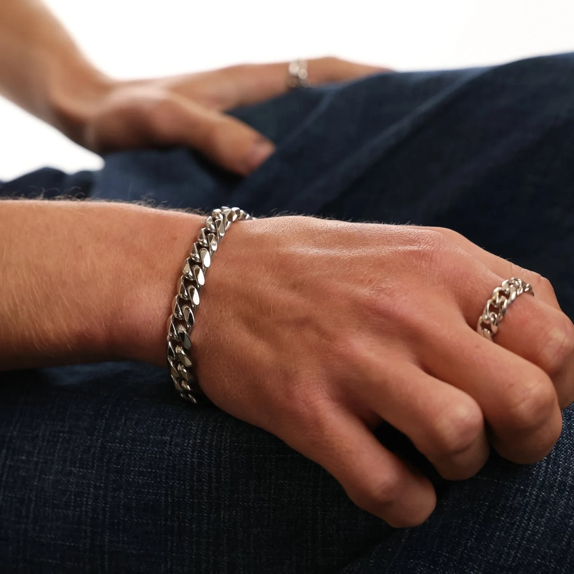 CUBAN LINK BRACELET - Image 4