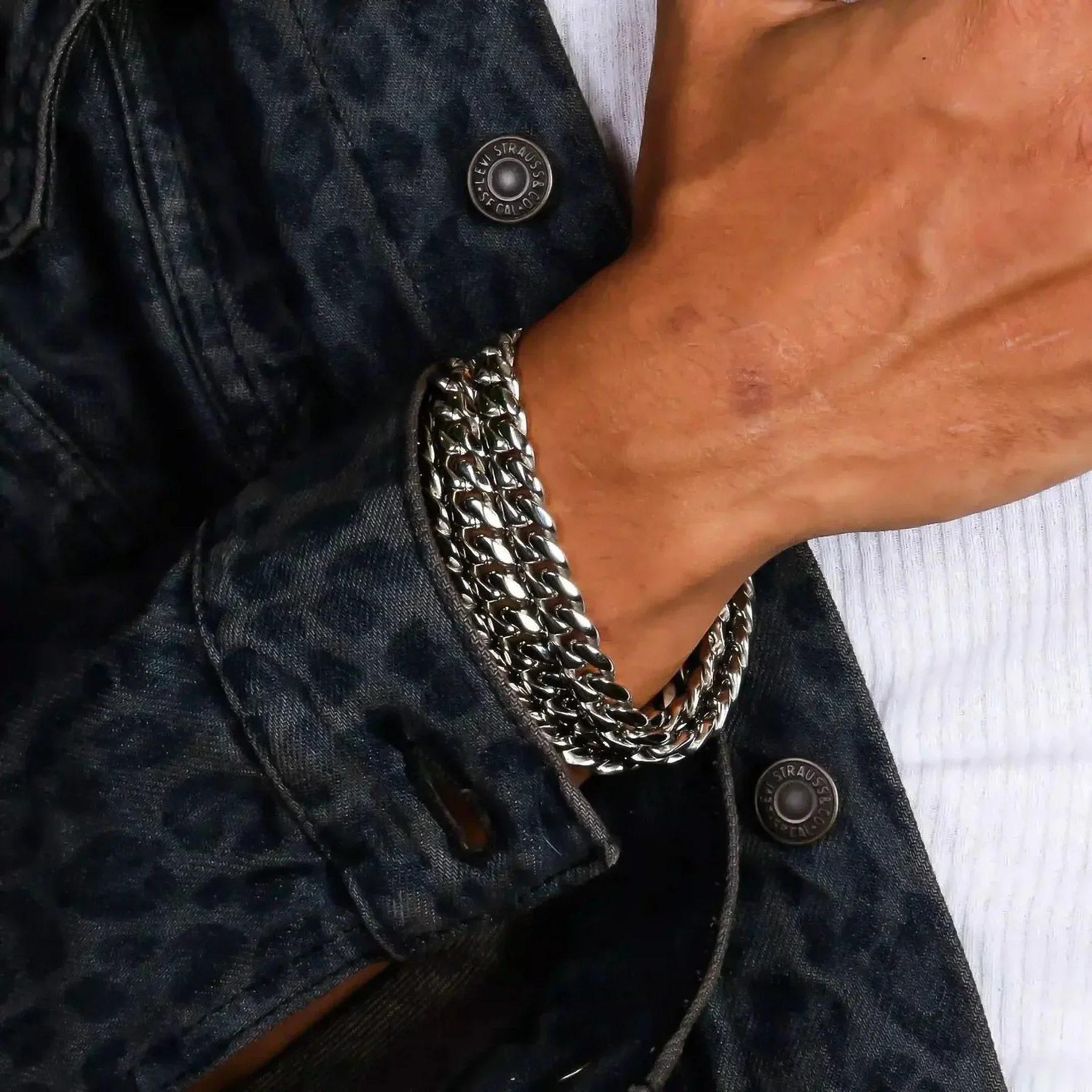 CUBAN LINK BRACELET - Image 8